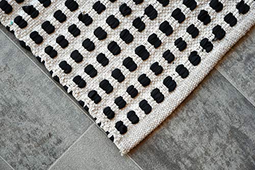 MystiqueDecors Natural White & Black Rug - Checkered Indoor Large Door Mat - Non-Slip Eco-Friendly 100% Cotton Chindi Area Rug (27"X45")